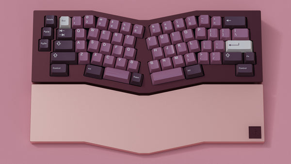 IRON Alice Wrist Rest