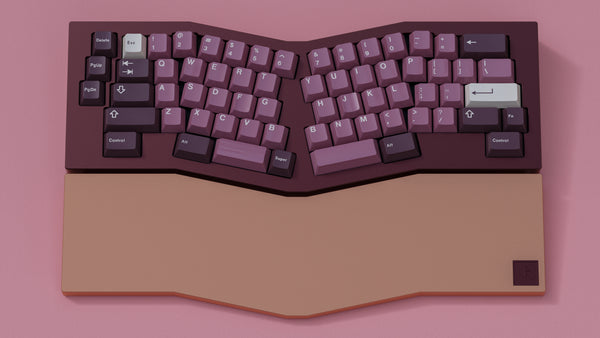 IRON Alice Wrist Rest